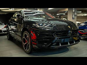 Second Hand Lamborghini Urus Twin-Turbo V8 in Delhi