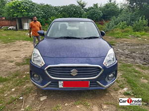 Second Hand Maruti Suzuki DZire VXi AMT in Lucknow