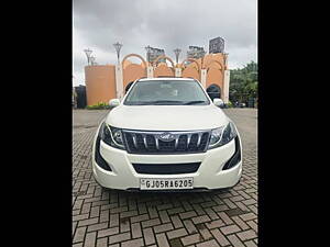 Second Hand Mahindra XUV500 W6 in Surat