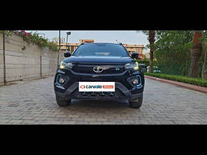 Second Hand Tata Nexon EV XZ Plus LUX Dark Edition in Delhi