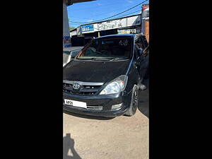 Second Hand Toyota Innova 2.5 E 8 STR in Hyderabad