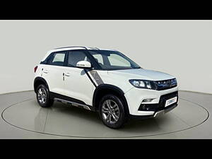 Second Hand Maruti Suzuki Vitara Brezza ZDi Plus in Surat