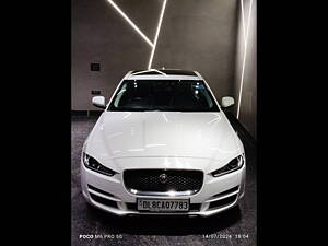 Second Hand Jaguar XE Prestige in Delhi