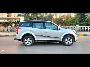 Second Hand Mahindra XUV500 W8 in Thane