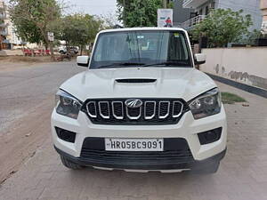 Second Hand Mahindra Scorpio S7 140 2WD 7 STR in Gurgaon