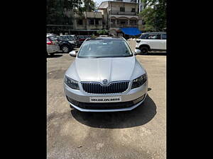 Second Hand Skoda Octavia Elegance 1.8 TSI AT in Mumbai