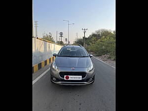 Second Hand Fiat Urban Cross Emotion Multijet 1.3 in Hyderabad
