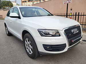 Second Hand ऑडी q5 2.0 tdi क्वॉट्रो टेक्नोलॉजी पैक in बैंगलोर