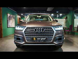 Second Hand ఆడి q7 45 tdi టెక్నాలజీ ప్యాక్ in గుర్గావ్