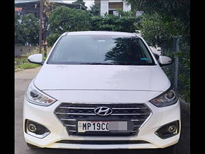 Second Hand Hyundai Verna Fluidic 1.6 VTVT SX in Indore