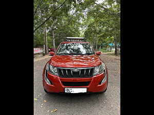 Second Hand महिंद्रा XUV500 w10 in दिल्ली