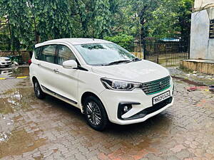 Second Hand Maruti Suzuki Ertiga ZXi AT in Mumbai