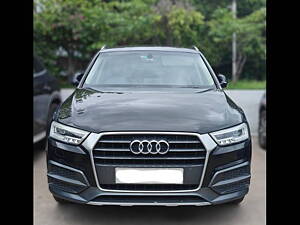 Second Hand Audi Q3 30 TDI Premium FWD in Hyderabad