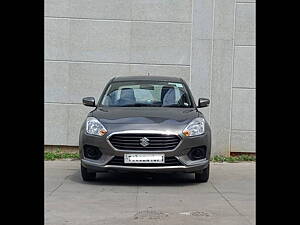 Second Hand Maruti Suzuki Swift DZire VXI AT in Hyderabad