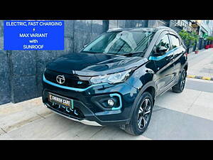 Second Hand Tata Nexon EV XZ Plus LUX in Delhi