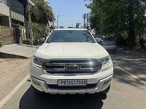 Second Hand Ford Endeavour Titanium 3.2 4x4 AT in Ludhiana