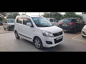 Second Hand Maruti Suzuki Wagon R VXI in Ahmedabad