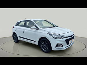 Second Hand Hyundai Elite i20 Sportz Plus 1.2 in Surat