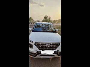 Second Hand Hyundai Venue SX 1.5 CRDi in Gulbarga