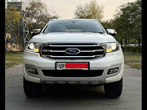 Second Hand Ford Endeavour Titanium Plus 3.2 4x4 AT in Meerut