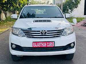 Second Hand Toyota Fortuner 3.0 4x4 MT in Jaipur