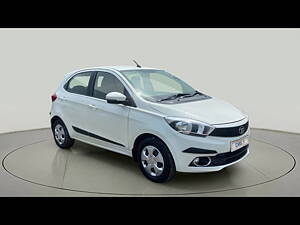 Second Hand Tata Tiago Revotron XZ in Surat