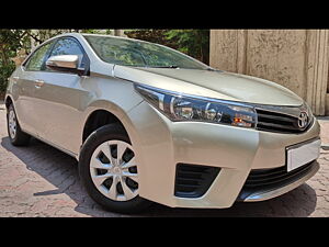 Second Hand Toyota Corolla Altis [2014-2017] JS Petrol in Thane