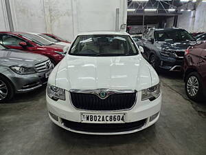 Second Hand Skoda Superb Elegance TSI AT in Kolkata