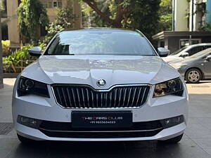 Second Hand Skoda Superb L&K TSI AT in Mumbai