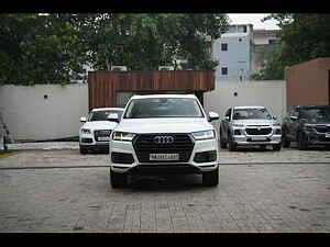 Second Hand ऑडी q7 45 tfsi प्रीमियम प्लस in दिल्ली