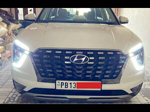 Second Hand Hyundai Alcazar Signature (O) 6 STR 1.5 Diesel AT in Mohali