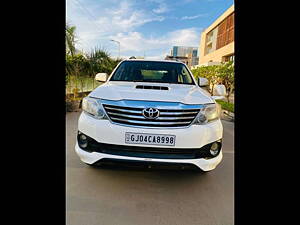 Second Hand Toyota Fortuner 3.0 4x2 MT in Ahmedabad