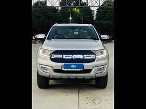 Second Hand Ford Endeavour Titanium 3.2 4x4 AT in Lucknow