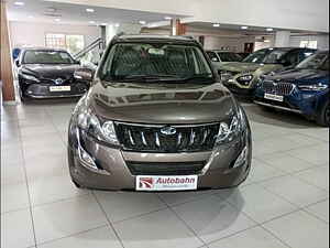 Second Hand महिंद्रा XUV500 w10 in बैंगलोर