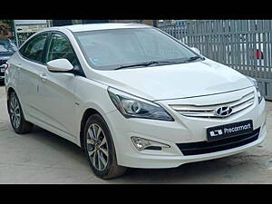 Second Hand Hyundai Verna 1.6 VTVT SX in Mysore