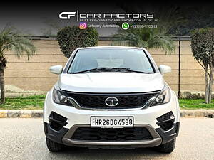 Second Hand Tata Hexa XM 4x2 7 STR in Delhi