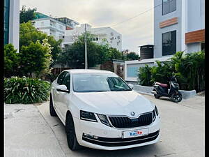 Second Hand Skoda Octavia Style TDI AT in Hyderabad