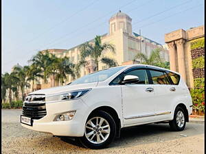 Second Hand Toyota Innova Crysta 2.4 V Diesel in Mumbai