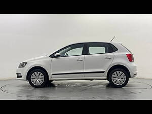 Second Hand Volkswagen Polo Comfortline 1.2L (P) in Delhi