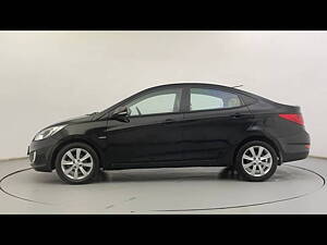 Second Hand Hyundai Verna Fluidic 1.6 CRDi SX in Ahmedabad