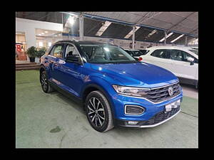 Second Hand Volkswagen T-Roc 1.5 TSI in Bangalore