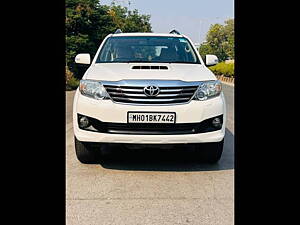 Second Hand Toyota Fortuner 4x2 AT in Mumbai