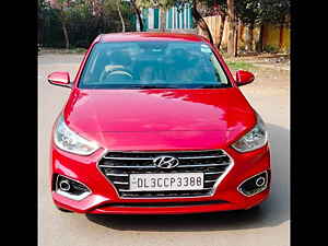 Second Hand हुंडई वरना ex 1.6 vtvt [2017-2018] in दिल्ली