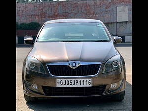 Second Hand Skoda Rapid 1.5 TDI CR Style Plus in Surat