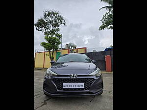 Second Hand Hyundai Elite i20 Magna Executive 1.2 AT in Mumbai