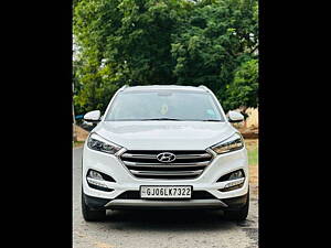 Second Hand Hyundai Tucson GLS 4WD AT Diesel in Vadodara