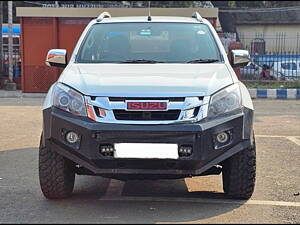 Second Hand Isuzu D-Max V-Cross 4x4 in Kolkata