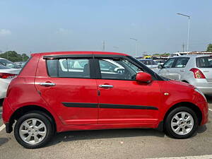 Second Hand Maruti Suzuki Swift ZXi in Chandigarh