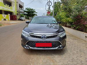 Second Hand Toyota Camry Hybrid in Coimbatore