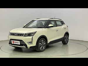 Second Hand महिंद्रा xuv300 w8 (o) 1.5 डीज़ल [2020] in कोलकाता